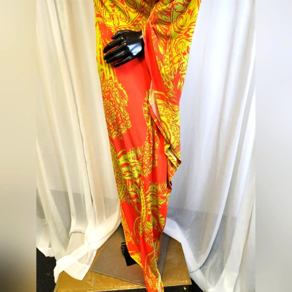 Bold Leaf Kaftan Vibrant Orange and Yellow. Mannequin Worn Only. - Picture 14 of 14